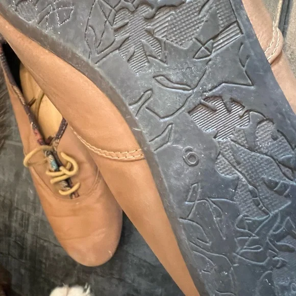 Moccassin flats - Picture 4 of 4